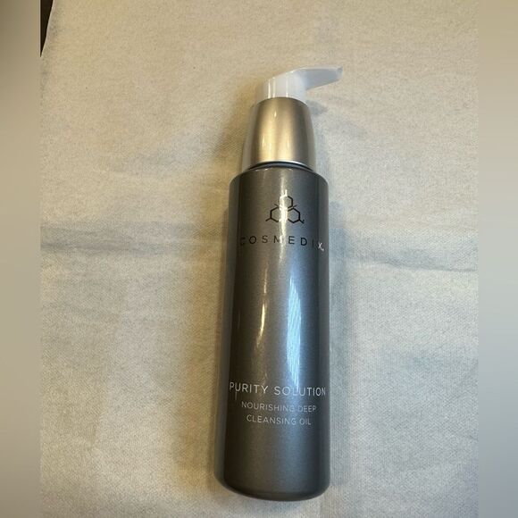 COSMEDIX Purity Solution Nourishing Deep Cleansing Oil 3.3 oz - Picture 2 of 5